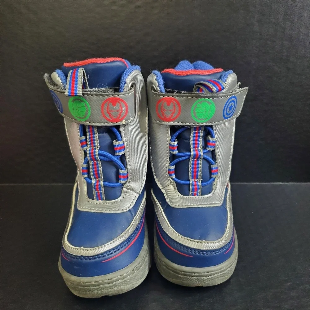 Flashing Boys Marvel Avenger Snow Boots Toddler Size 6‎ Light Up Blinking Soles